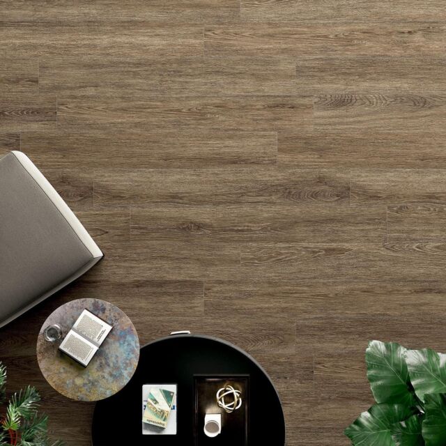 Quercus tile collection from the Italian manufacturer.If you are looking for modern wood surfaces this collection is for you.Swipe right to see the colour range🫶🏼• Tiles are available from the Grout King showroom on Umm Suqeim Street.#tileking #groutking #interiordetails #interiordesign #tilework #tileinstallation #stonetile #novabell #italiantiles #renovations #bathroomdesign #apartmentrenovation #villarenovation #interiordesigninspiration #designdeinteriores #dubaicompany